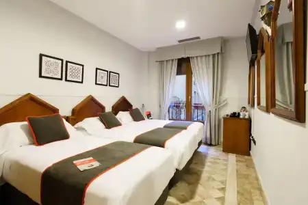 Boutique Reina Mora - 17