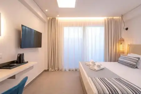 Mirablue Luxury Residences - 29