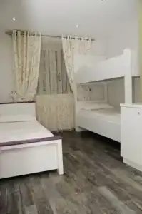 Tirana - 0