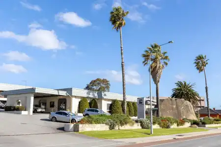 Dog Rock Motel - 15