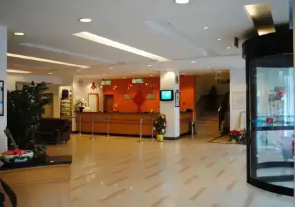 Jinjiang Inns Shanghai Pudong Airport - 1