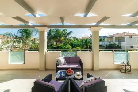 Mamfredas Luxury Resort - 10