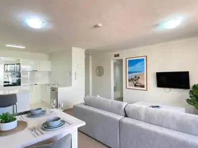 The Astor Apartments - 95
