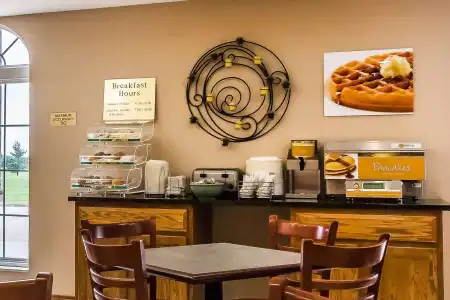 Quality Inn & Suites - 13