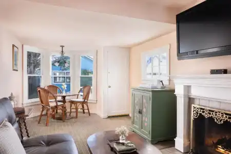 Centrella, A Kirkwood Collection - 69