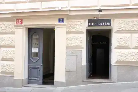 Sophie's Hostel - 0