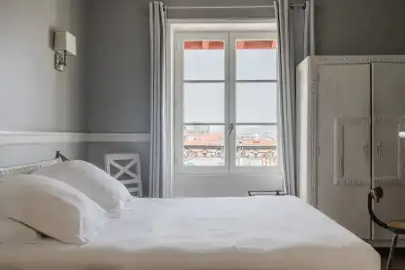 Hôtel St-Julien - 88