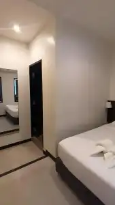 Jellybean The Blocks Hostel Sukhumvit 10 - 20