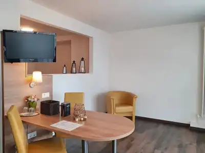 eXo Boutique Mannheim - 80