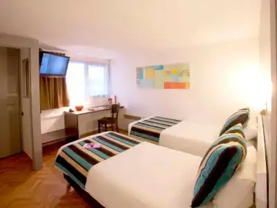 Sure by Best Western Biarritz Aeroport - 72