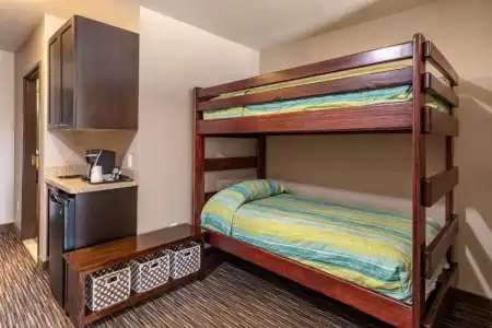 Holiday Inn Express & Suites Indio - Coachella Valley by IHG - 54