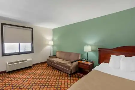 Quality Inn Enola - Harrisburg - 38