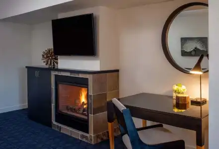 River's Edge Portland, Tapestry Collection by Hilton - 3