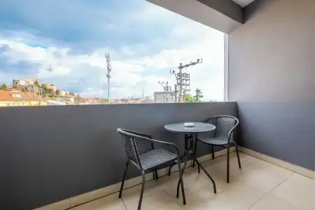 216 Castle - 36