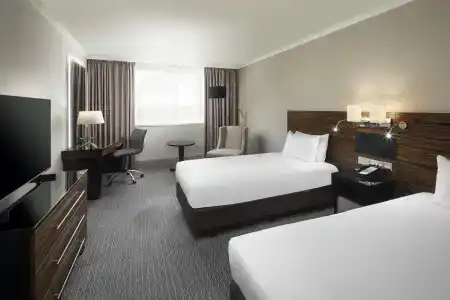 Crowne Plaza Glasgow by IHG - 6