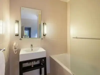Mövenpick - 35