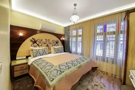 Katelya - 102