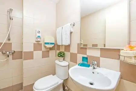 81 Geylang - 23