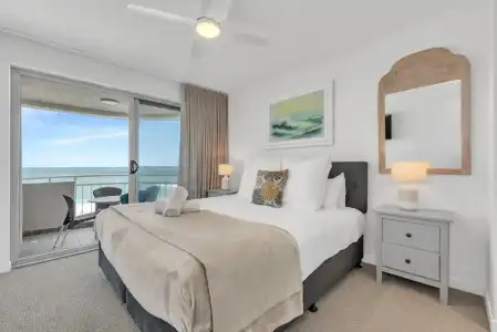 Rolling Surf Resort - 356