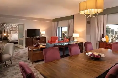Hilton Lexington/Downtown - 116