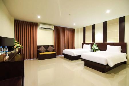 Peak Boutique City - 5