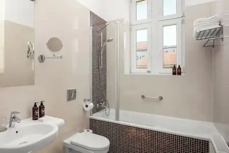 Harvey Spa - 8