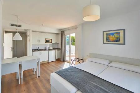 OLA Apartamentos Cala d' Or - 58