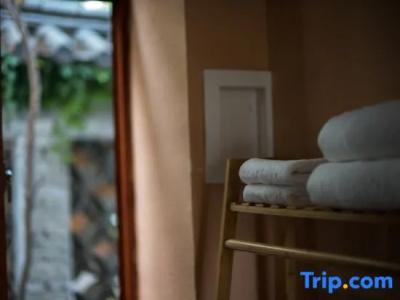 Tuo Tuo Guest House - 17