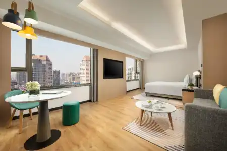 Holiday Inn Shanghai Nanjing Road - 51