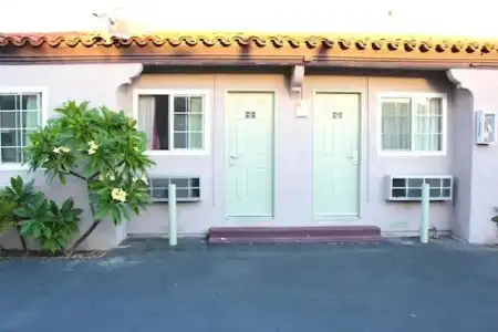 Beacon Motel - 4