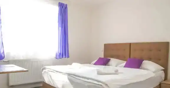 Elendris - Ubytování u kostela - 12