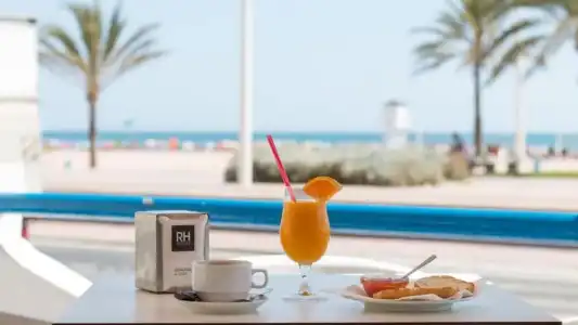 RH Riviera - Adults Only - 13