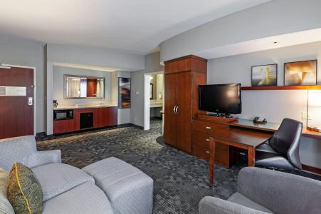 Courtyard Tulsa Woodland Hills - 25