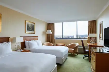 Deltas by Marriott Bristol City Centre - 9