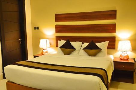 Blaire Executive Suites - 122