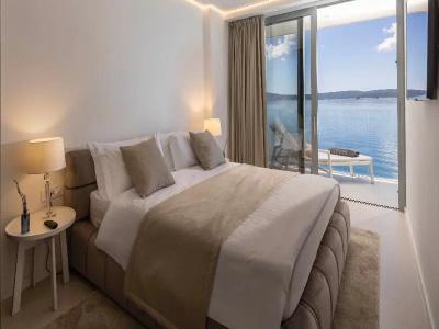Luxury Amabilis - 155
