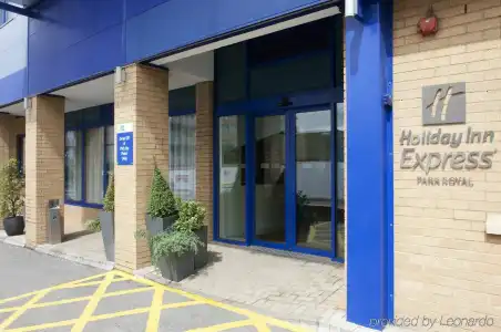 Holiday Inn Express London - Park Royal by IHG - 0
