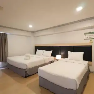 Regent Ngamwongwan - 27