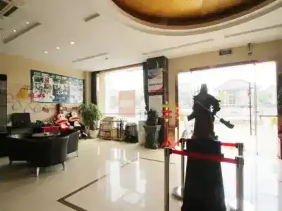 Super 8 (Shanghai Songjiang Chedun Movie City Nanyao Road) - 1