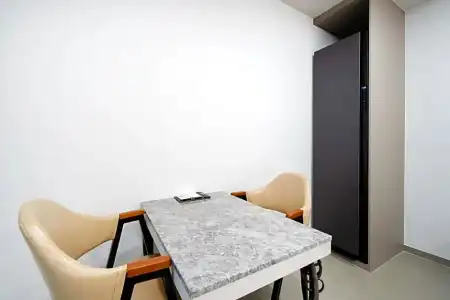 Busan Seomyeon YTT - 30