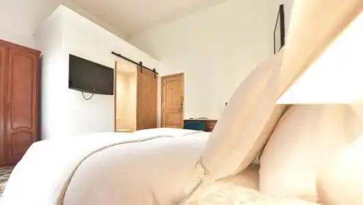 Hostal Girona - 73