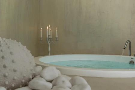 Mythical Blue Luxury Suites - 105