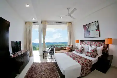 Romance Hills - 195