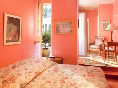 Relais Du Louvre - 16