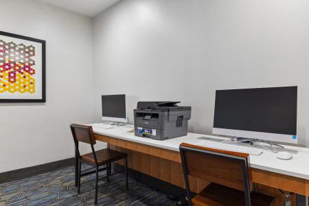 Holiday Inn Express & Suites Mountain View Silicon Valley by IHG - 33