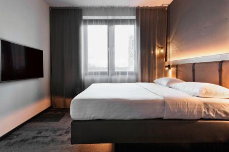 Moxy Duesseldorf South - 26