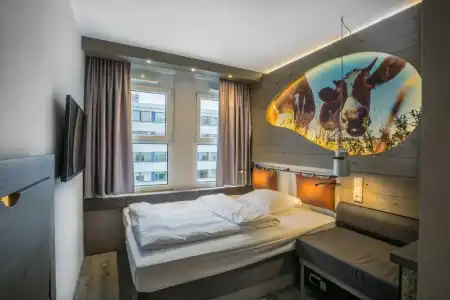 Cocoon Hauptbahnhof - 57