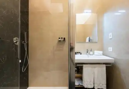 Kairos by Florence Art Apartments - 6
