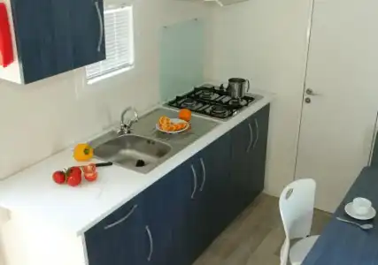 Happy Camp Mobile Homes in BalatonTourist Füred Camping & Bungalows - 12
