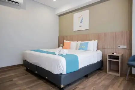 RedDoorz Premium near CBD Puri Indah - 58